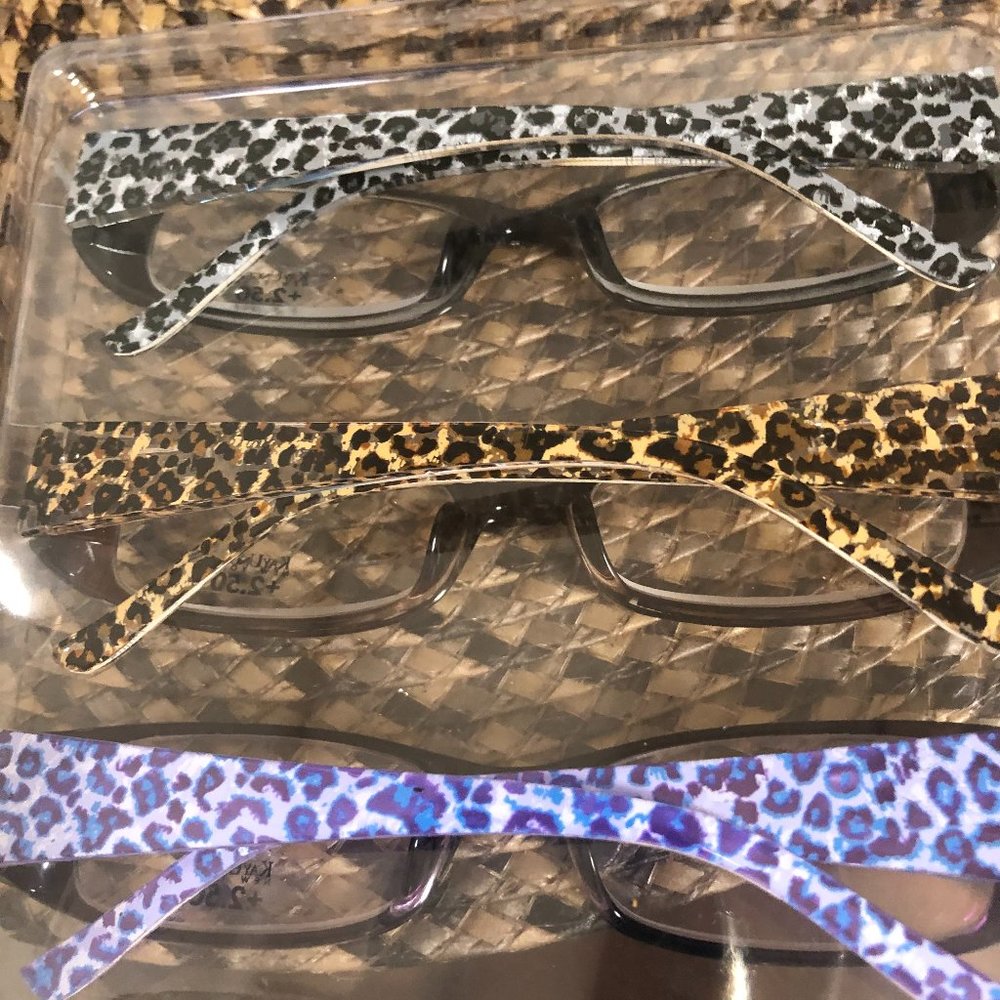 Eyeglasses - Readers - image 2